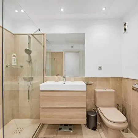 公寓 Gorgeous Apartment, 3br With Pool And Terrace 埃斯特波纳